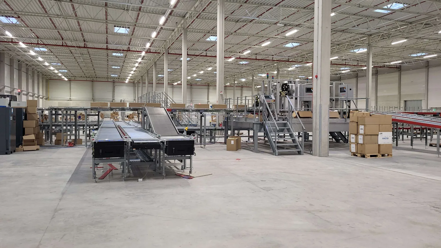 PLC programiranje linija za logistiku paketa