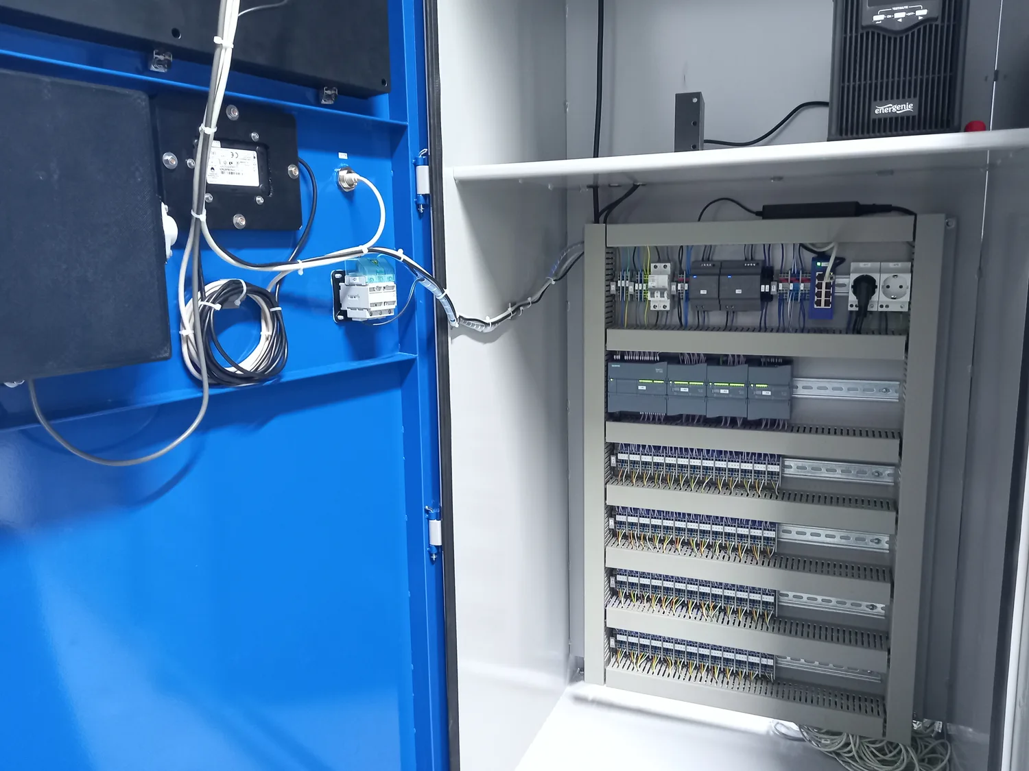 Elektroormar paketomata sa PLCom i PC panelom